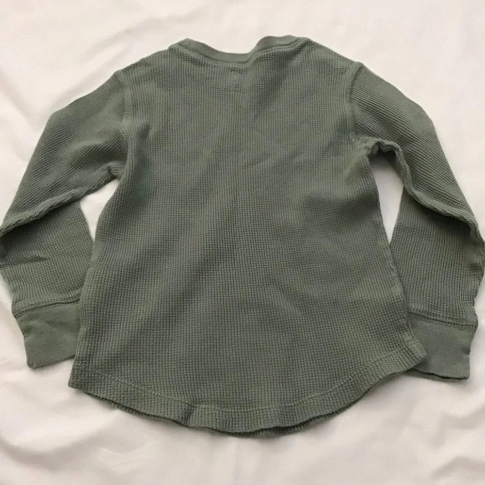 GAP green longsleeve
